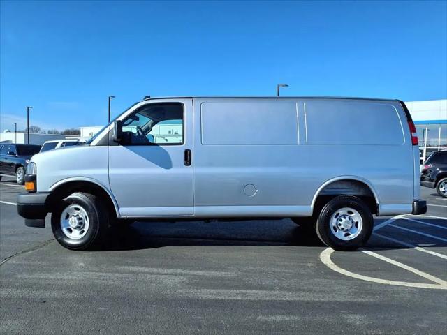 2025 Chevrolet Express Cargo Van RWD 2500 Regular Wheelbase WT