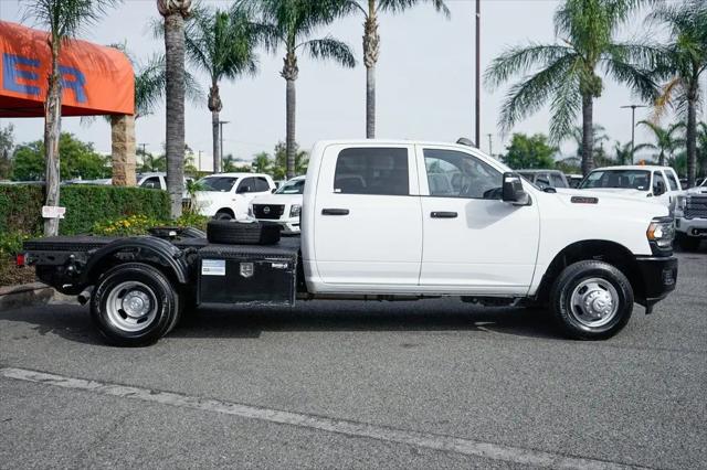 2024 Ram 3500 Tradesman/SLT/Laramie/Limited