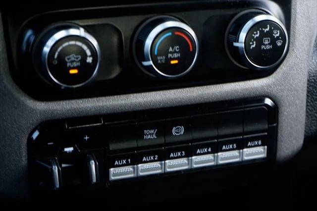 2024 Ram 3500 Tradesman/SLT/Laramie/Limited