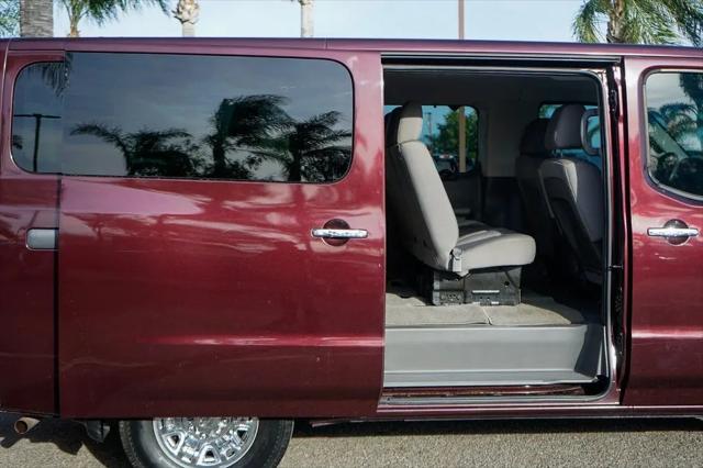 2013 Nissan 3500 SV V6