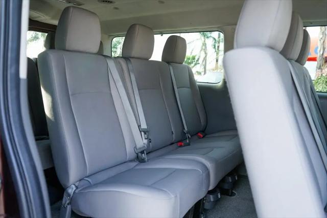 2013 Nissan 3500 SV V6