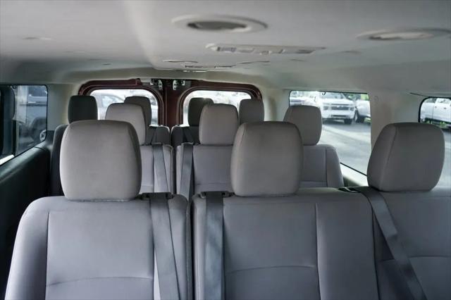 2013 Nissan 3500 SV V6