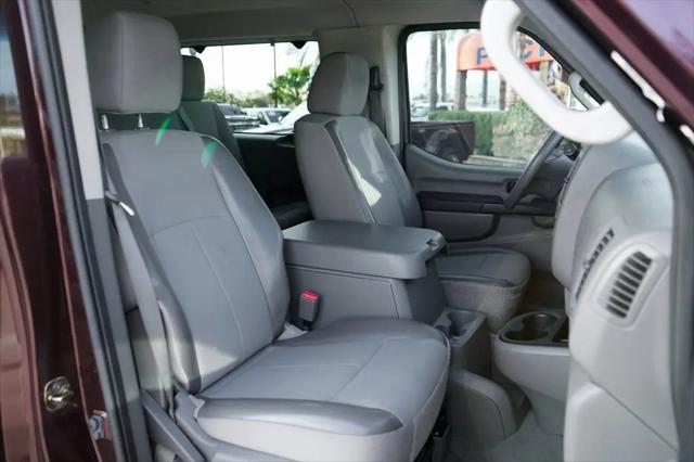 2013 Nissan 3500 SV V6