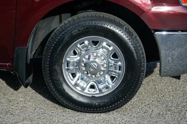 2013 Nissan 3500 SV V6