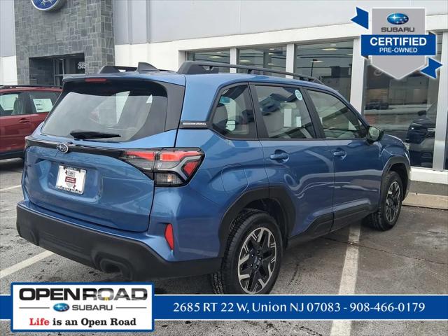 2025 Subaru Forester Base