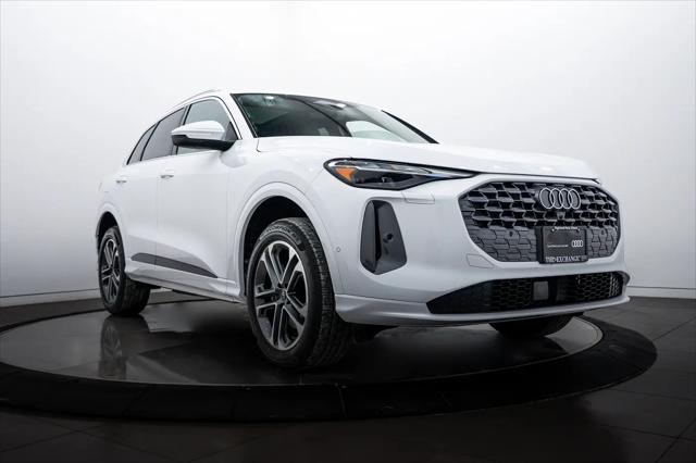 2025 Audi Q5 Premium TFSI quattro S tronic for sale in Highland Park, IL