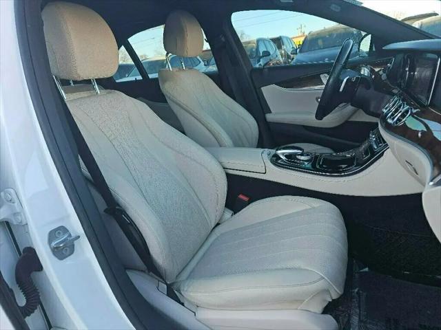 2017 Mercedes-Benz E-CLASS E 300 E 300