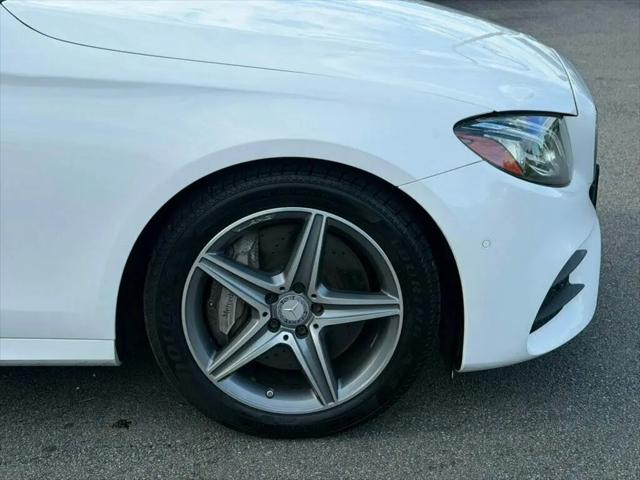 2017 Mercedes-Benz E-CLASS E 300 E 300