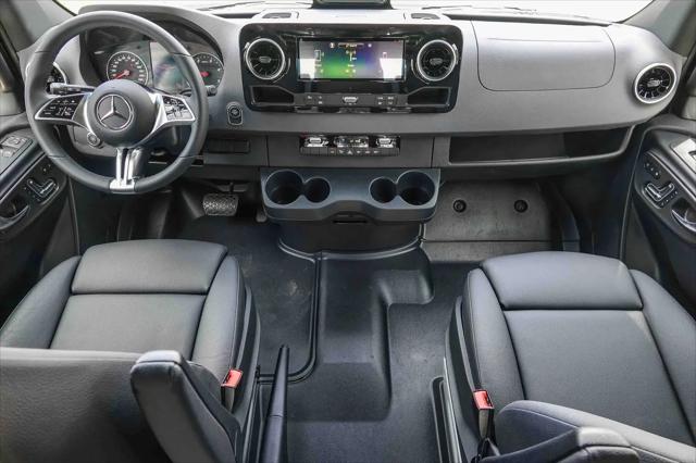 2025 Mercedes-Benz Sprinter 2500 Standard Roof 4-Cyl Diesel HO