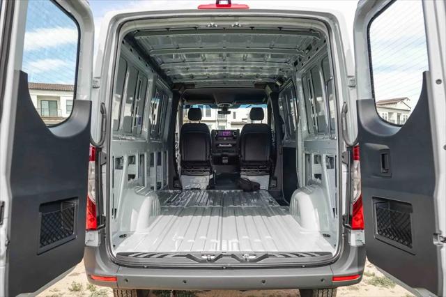 2025 Mercedes-Benz Sprinter 2500 Standard Roof 4-Cyl Diesel HO