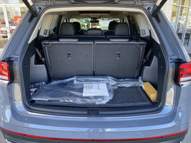 2026 Volkswagen Atlas SE with Technology