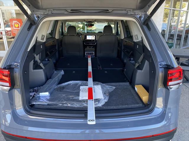 2026 Volkswagen Atlas SE with Technology