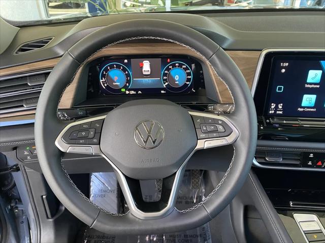 2026 Volkswagen Atlas SE with Technology