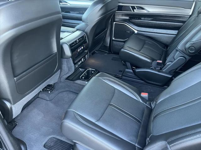 2026 Jeep Grand Wagoneer L 4x4