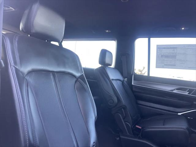 2026 Jeep Grand Wagoneer L 4x4