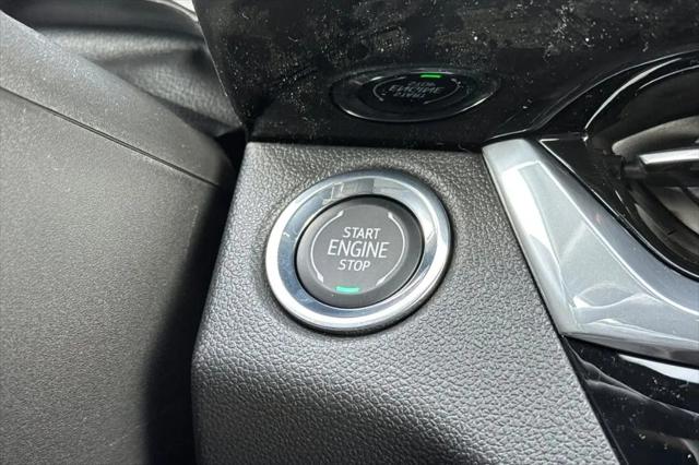 2026 Buick NV Sport Touring FWD