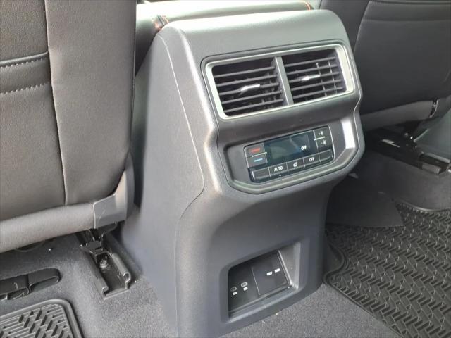 2026 Volkswagen Atlas Peak Edition