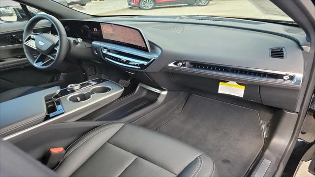 2025 Cadillac iQ Luxury 1 RWD