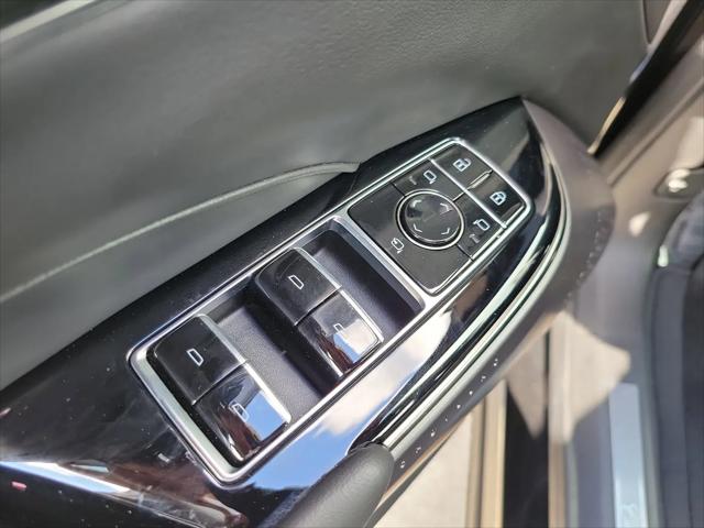 2025 Cadillac iQ Luxury 1 RWD