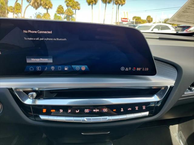 2025 Cadillac iQ Luxury 1 RWD