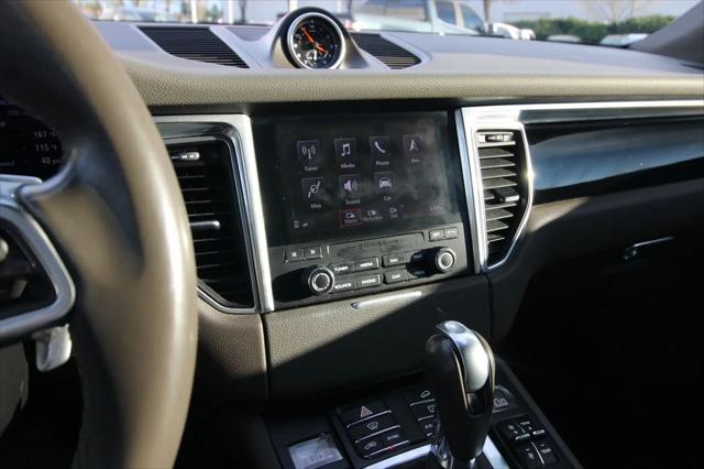2018 Porsche Macan Macan