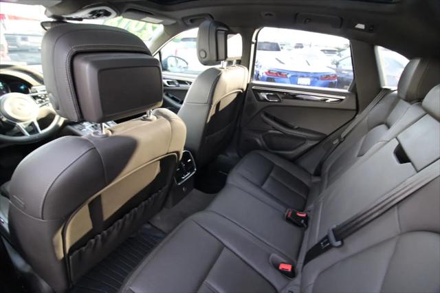 2018 Porsche Macan Macan
