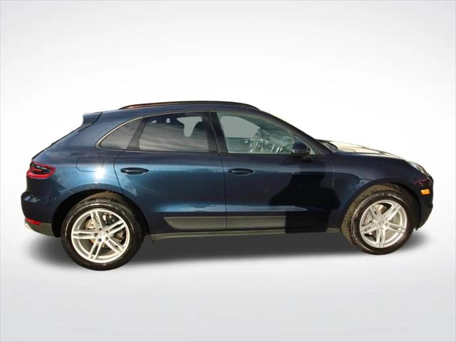 2018 Porsche Macan Macan
