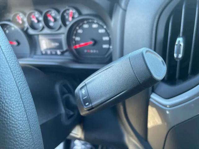 2026 GMC Sierra 2500HD Crew Cab, Standard Bed, Pro, 4WD