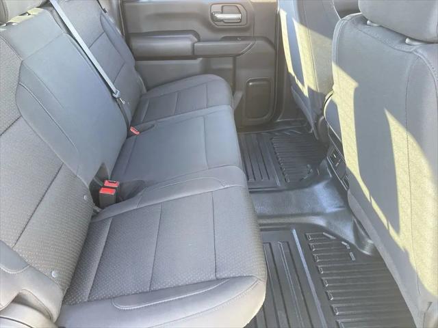 2026 GMC Sierra 2500HD Crew Cab, Standard Bed, Pro, 4WD