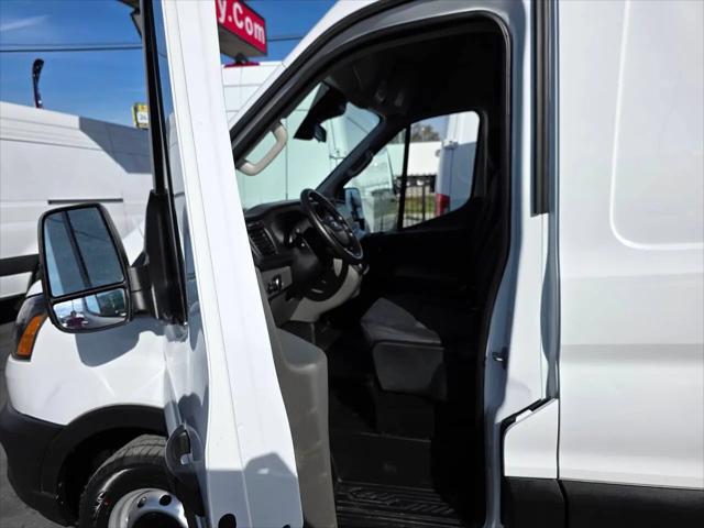 2024 Ford Transit Cargo Van T-250