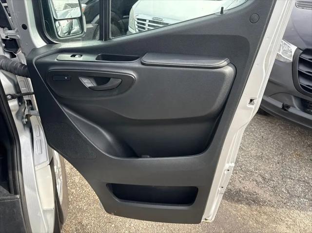 2021 Mercedes-Benz Sprinter Cargo Van Standard Roof V6