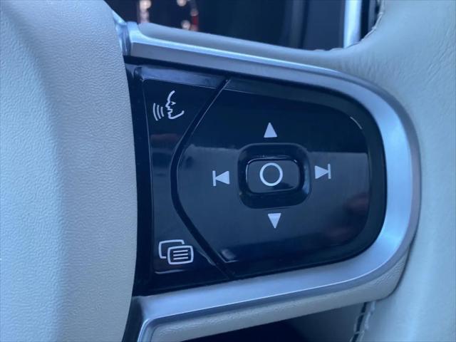2019 Volvo XC90 T6 Inscription