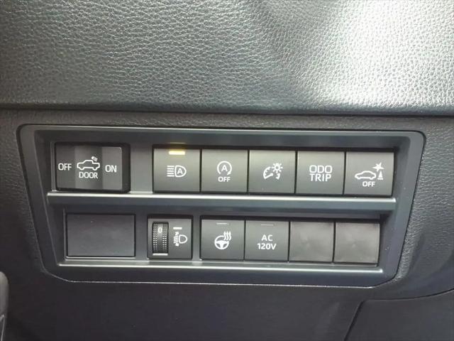 2026 Toyota Tundra SR5 CrewMax 5.5' Bed