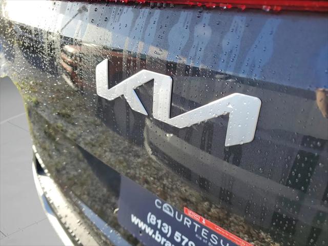 2026 Kia Carnival MPV EX