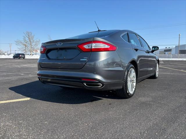 2016 Ford Fusion SE