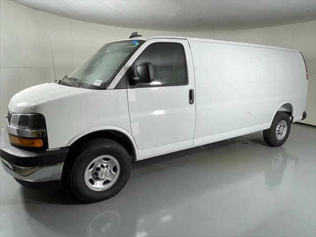 2025 Chevrolet Express Cargo Van RWD 2500 Extended Wheelbase WT