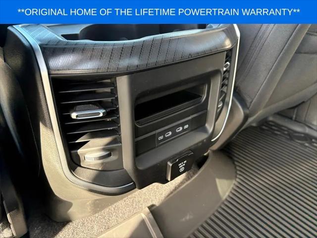 2026 Ram 1500 Big Horn Crew Cab 4x4 57 Box