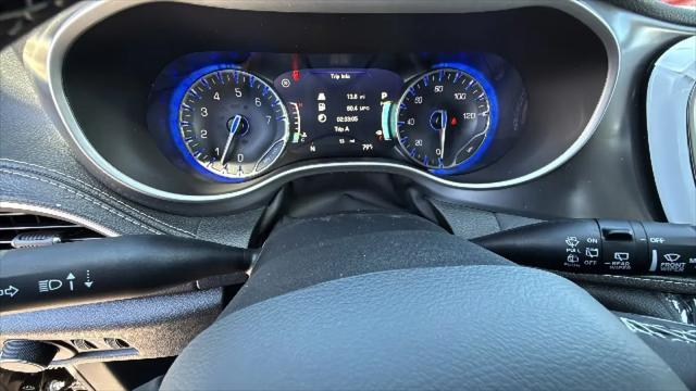 2026 Chrysler Pacifica Select AWD