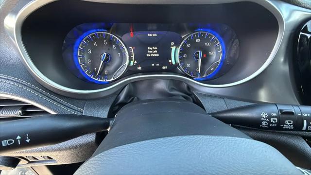 2026 Chrysler Pacifica Select AWD