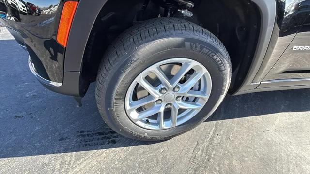 2026 Jeep Grand Cherokee L Altitude 4x4