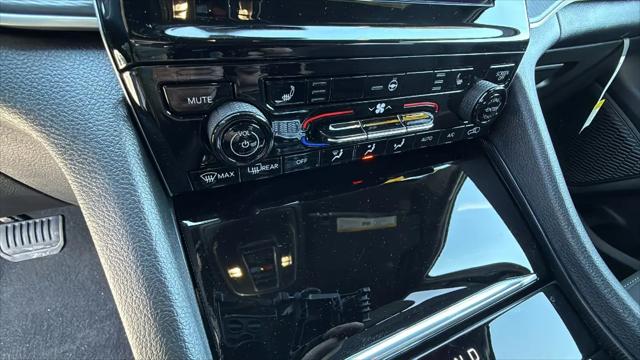 2026 Jeep Grand Cherokee L Altitude 4x4