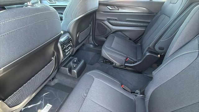 2026 Jeep Grand Cherokee L Altitude 4x4