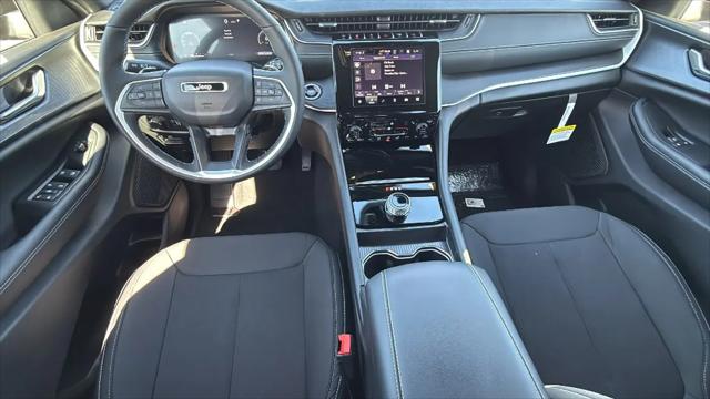 2026 Jeep Grand Cherokee L Altitude 4x4