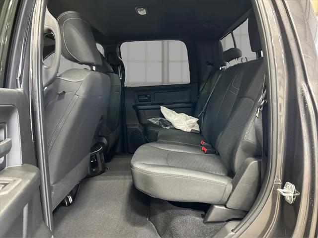 2026 Ram 2500 Black Express Crew Cab 4x4 6'4" Box