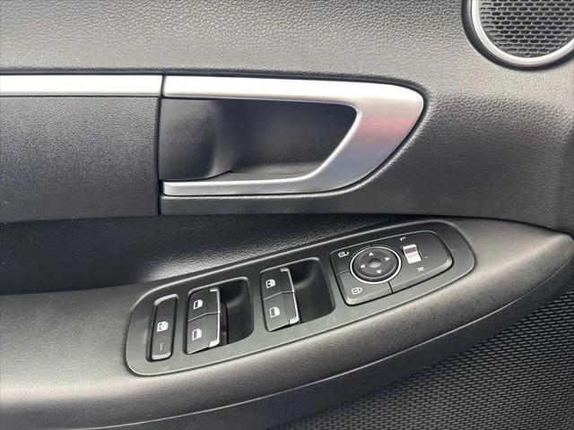 2023 Hyundai Sonata SE