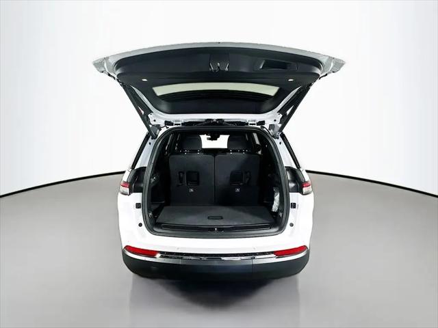 2026 Jeep Grand Cherokee L Altitude 4x4