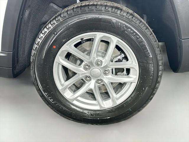 2026 Jeep Grand Cherokee L Altitude 4x4