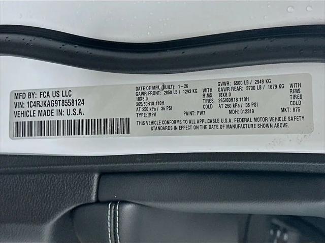 2026 Jeep Grand Cherokee L Altitude 4x4