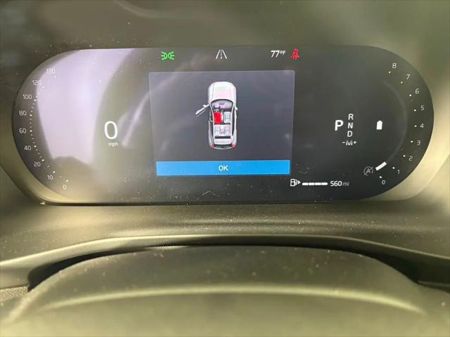 2026 Volvo XC40 Core, B4 FWD Gas (mild hybrid), Dark