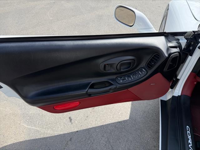 1998 Chevrolet Corvette CONVERTIBLE